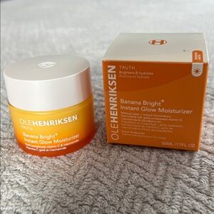 NWT Ole Henriksen Banana Bright+ Firm and Glow Moisturizer with Vitamin C